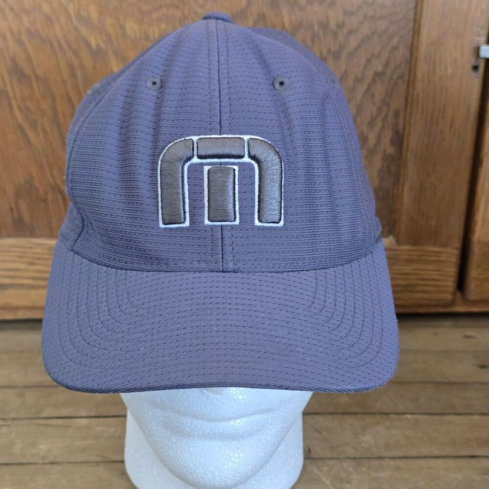Travis Mathew Hat Cap Fitted Mens S / M Gray Flexfit Logo Golf Performance